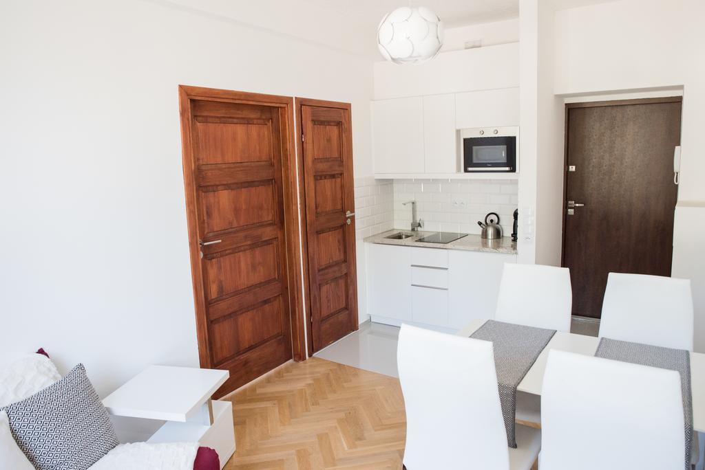 Apartment Nearto Old Town Na Ustroniu Street Cracóvia Exterior foto